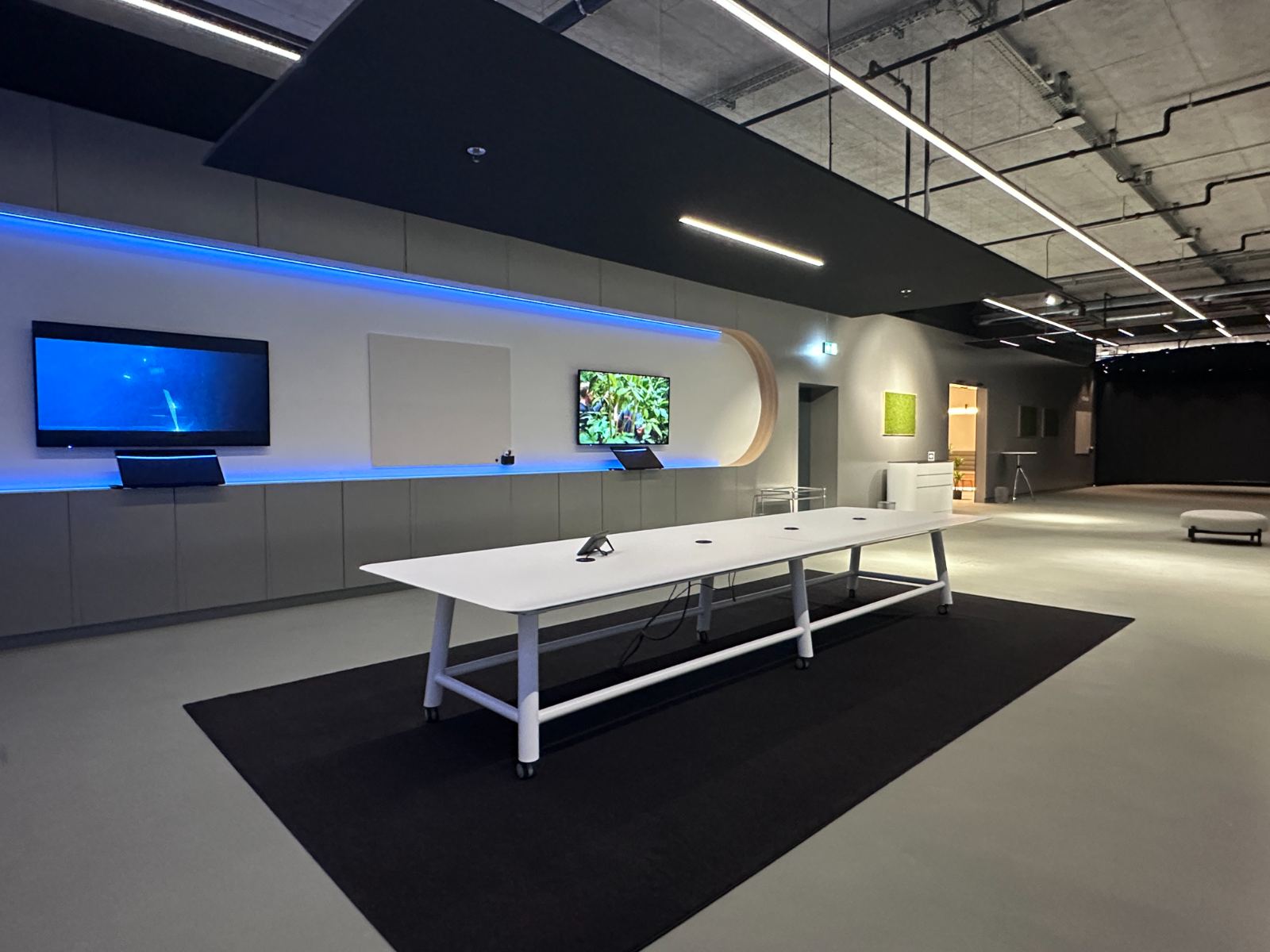 Experience Center, Schweiz